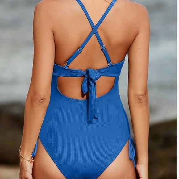 New classic ribbed seafoam Blue 
Ruched Tummycontrol Sides 
Swimsuit bathingsuit - Picture 2 of 8